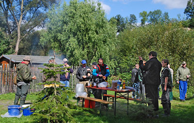 Gemütliches Beisammensein nach der Auszeichnung der besten Angler beim Herbstangeln